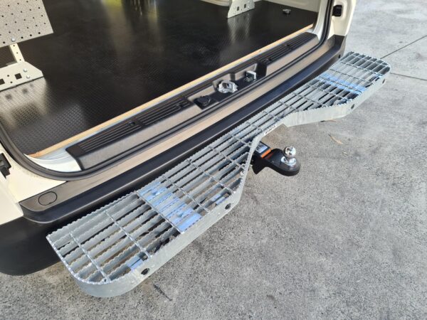 Toyota Hiace Tech Step