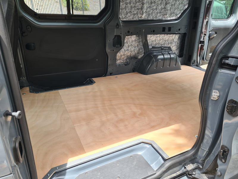 RolaCase Renault Trafic SWB LWB Van Upfit 44