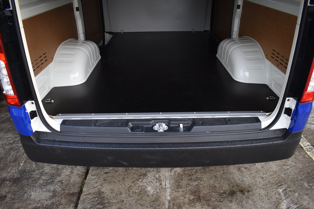 RolaCase Toyota hiace LWB 2019+ 134