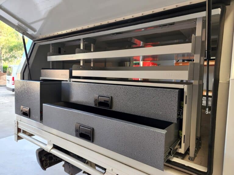 RolaCase Canopy Shelving Kit 18 – shelving configuration with drawers and bins