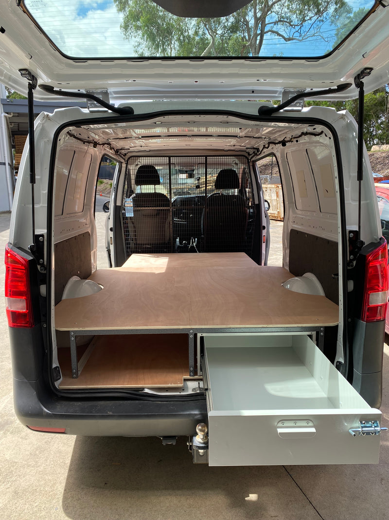 RolaShelf Mercedes Vito Van Shelving 18