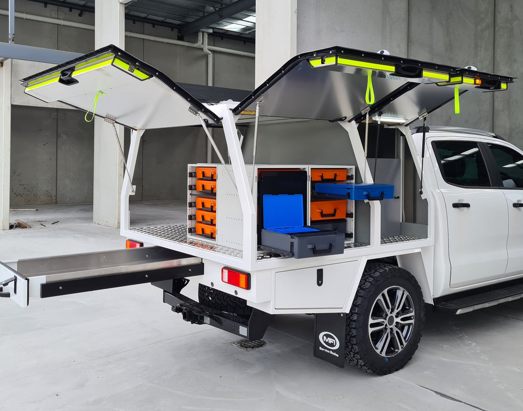 Rolacase Canopy_Service Body Shelving 85