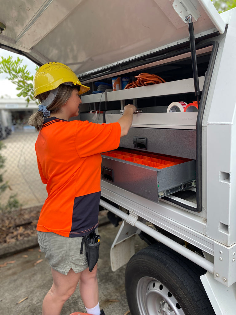 Rolacase Canopy_Service Body Shelving 8