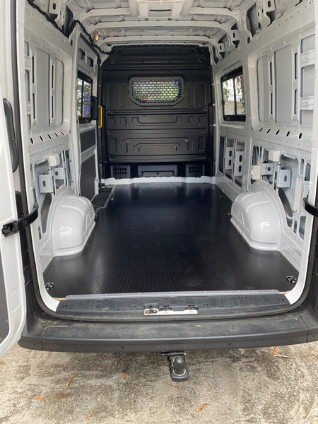 Volkswagen Crafter MWB LWB Van Shelving 20
