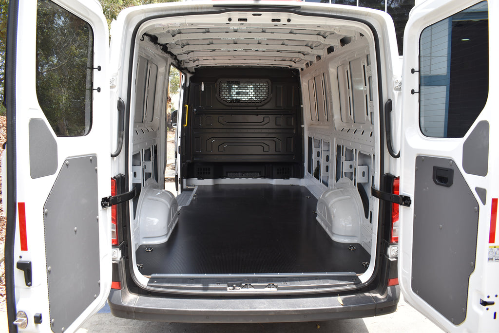 Volkswagen Crafter MWB LWB Van Shelving 3